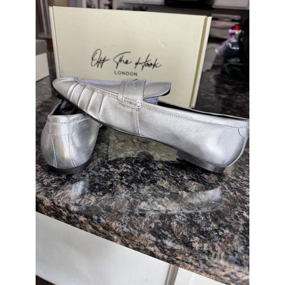 Off The Hook London‎ Charing Silver Metallic Penny Loafers Mens 8 LM13533/02